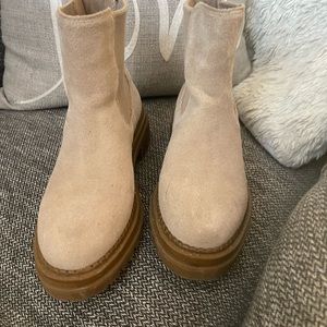 Steve Madden Tan Ankle Booties with Chunky Sole